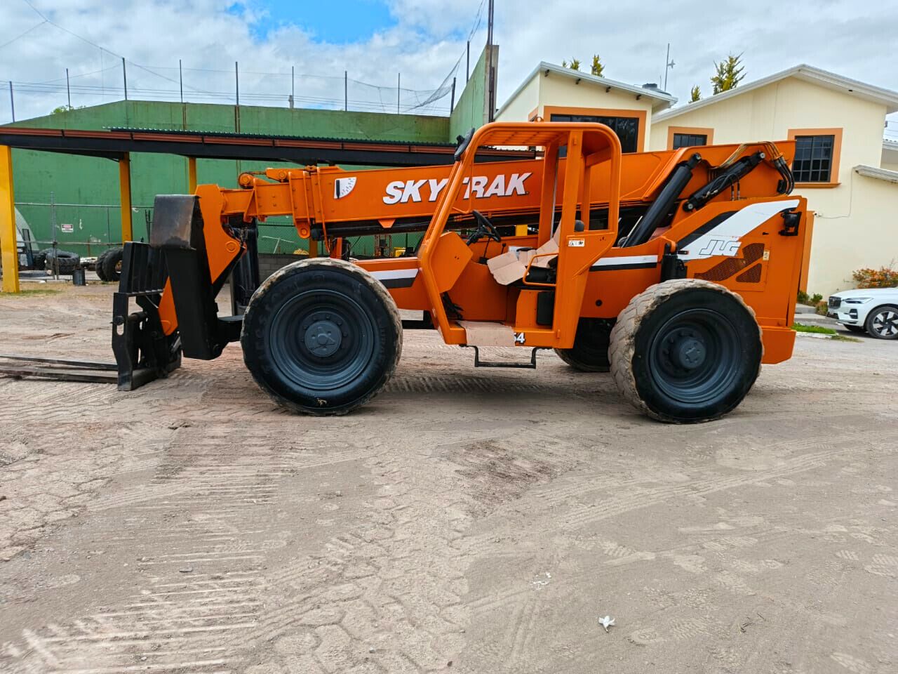 f3478327-7c6c-41a0-a091-7328cf2986d2