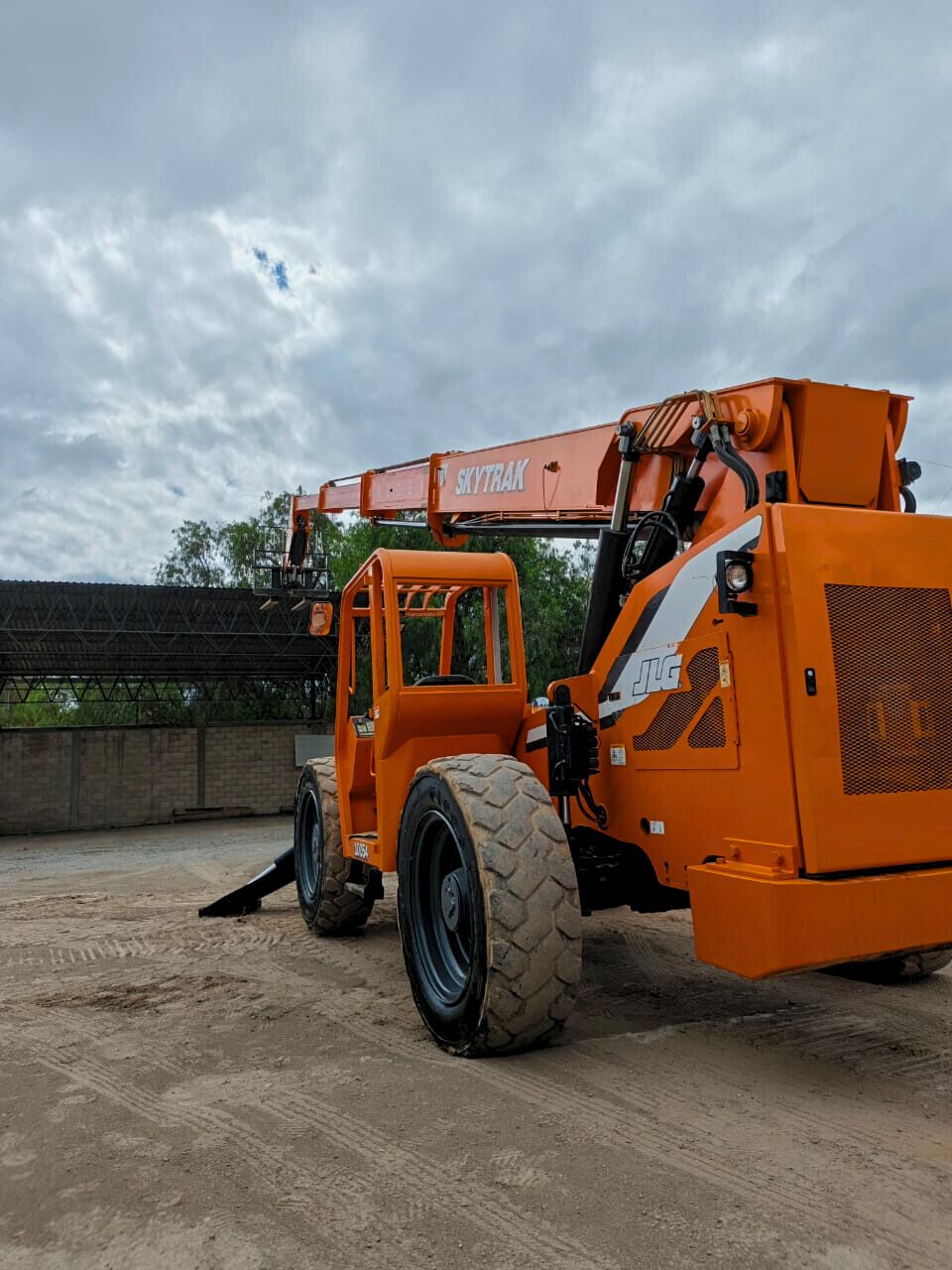 f4209215-ae2b-4d5f-a492-9e111fe973aa